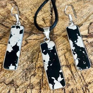 Black & White Rainbow Calsilica Pendant & Earrings